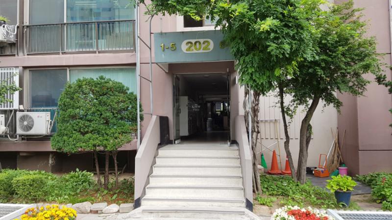 공릉2단지라이프 1층 공용현관이에요