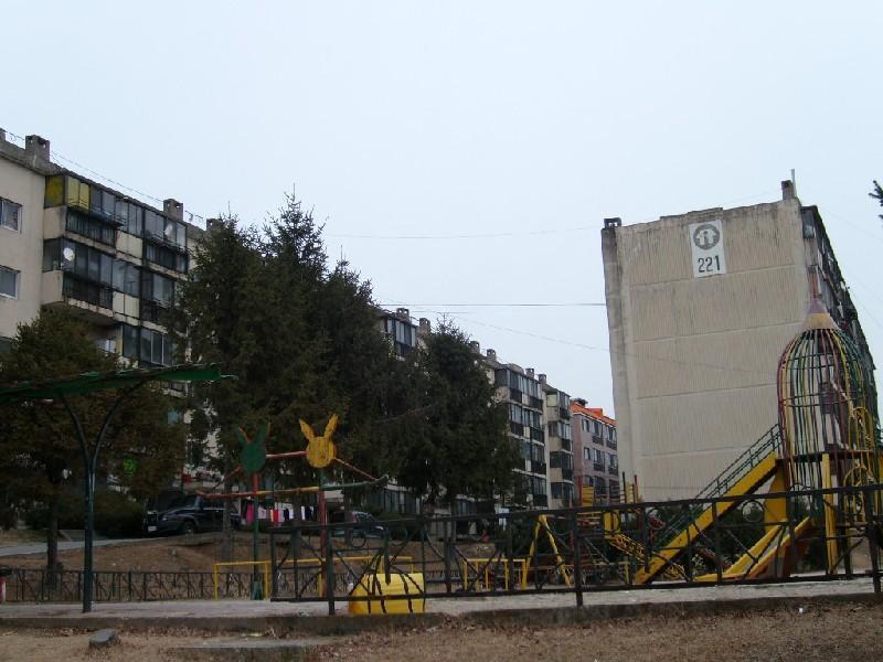 S7304445