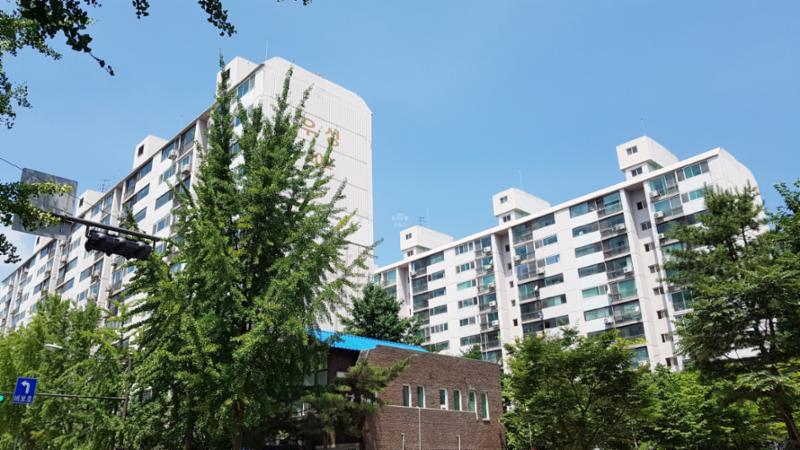 동간 거리가 넓어 쾌적한 단지 내 전경이에요
