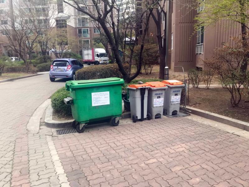 쓰레기를 분리하는 곳이에요