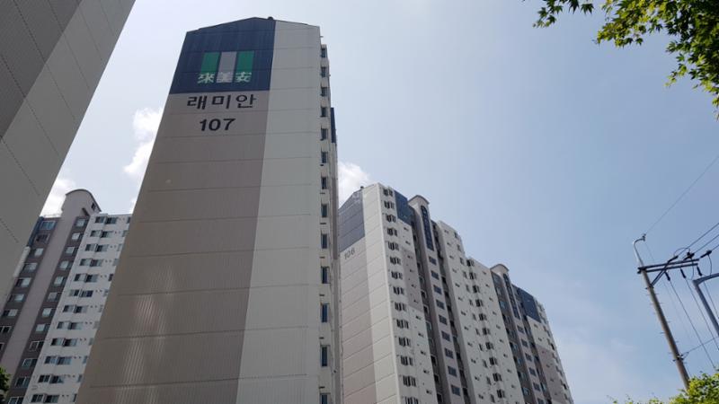 총 1,168세대, 17개 동으로 구성된 단지에요