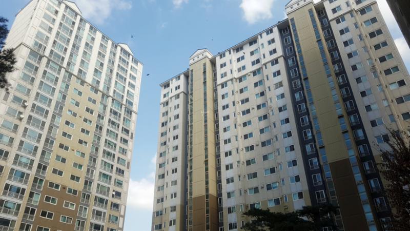단지 주변으로 지하철 2호선 문래역이 인접해 있어 출퇴근이 편리해요