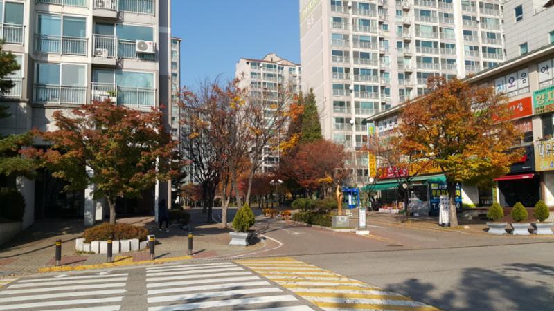 안산고잔푸르지오5차 정문입니다