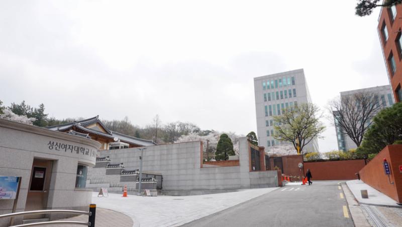 성신여자대학교 운정그린캠퍼스 입니다