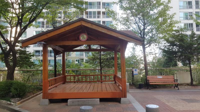 단지 내에서 즐겁고 여유로운 시간을 보낼 수 있는 쉼터 공간이에요
