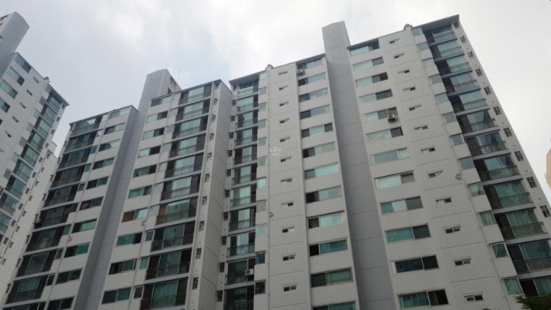 최고층 23층 규모의 단지에요