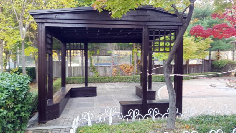 고급스러운 디자인이 돋보이는 입주민 쉼터예요