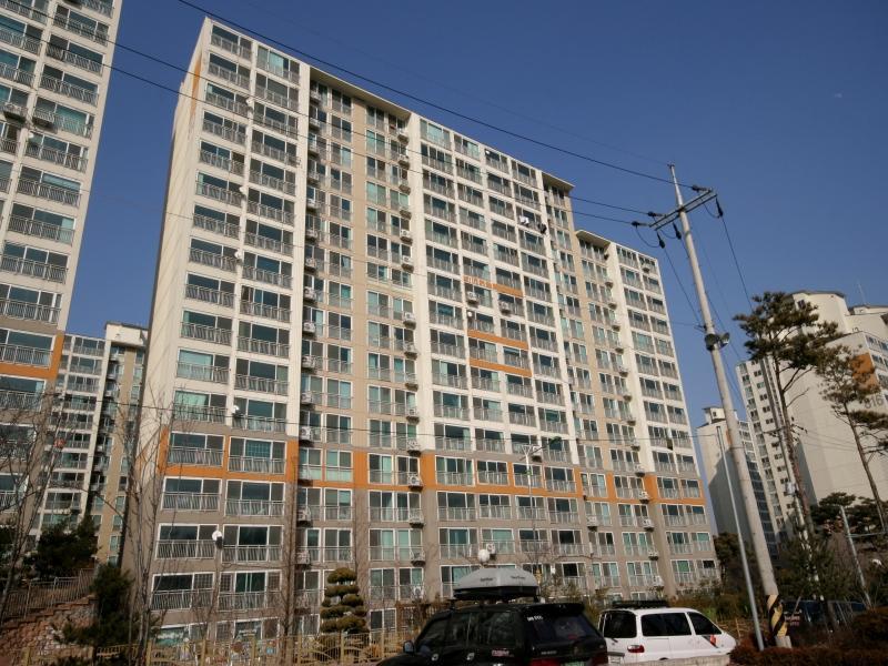 812동