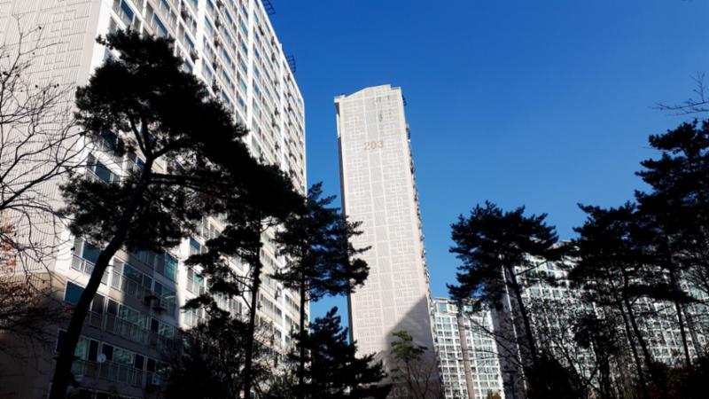 단지만의 특별한 외관 디자인으로 품격 있고 고급스러움이 느껴지는 단지 모습이에요