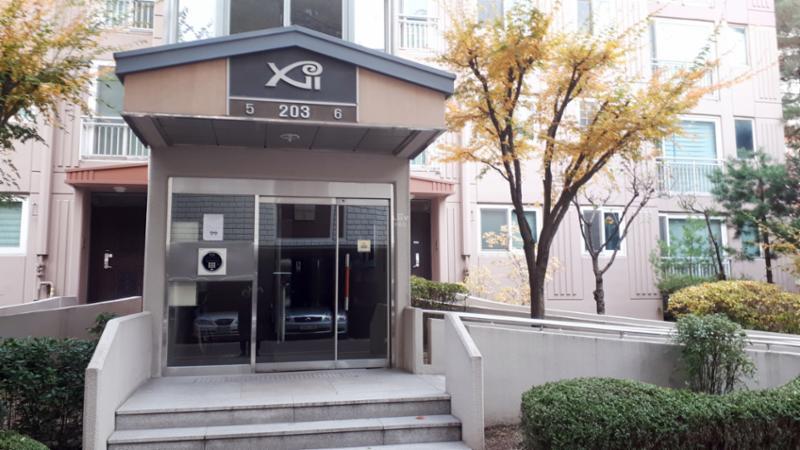 203동 공동현관이에요