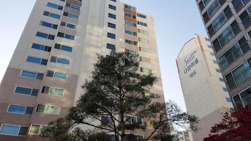 다정마을신한에스빌1단지의 단지 전경이에요