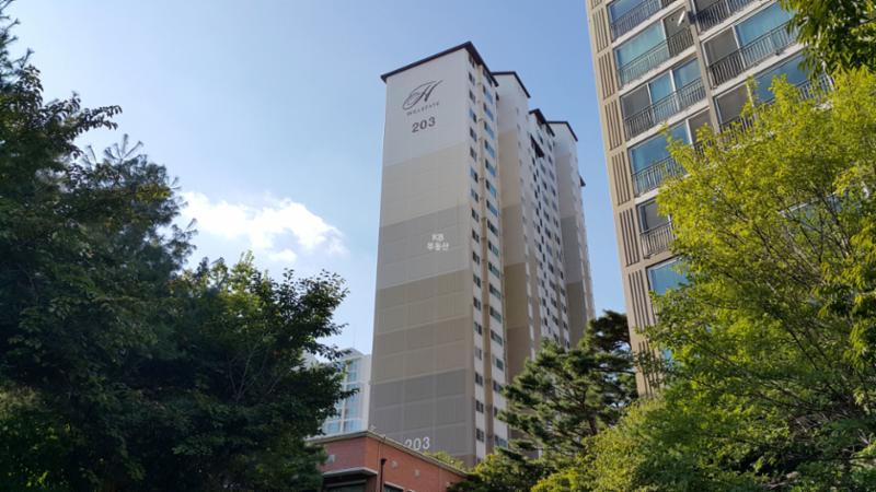 쾌적한 주거공간이 돋보이는 부천범박힐스테이트2단지에요