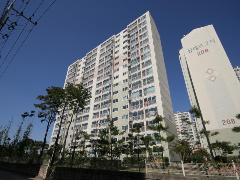 210동