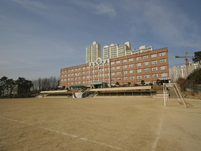 율전중교