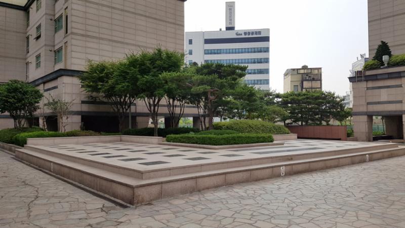 한강로벽산메가트리움의 단지 내 조경이에요