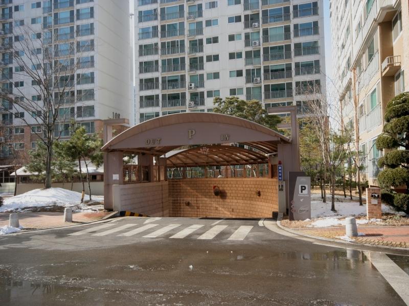 지하주차장입구