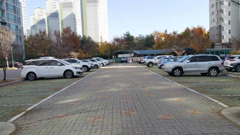 삼산타운2단지두산단지 주차장이에요