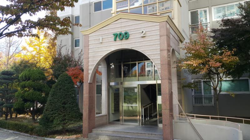 709동 공동현관이에요
