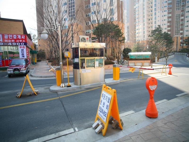 정문2