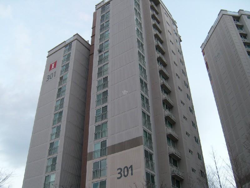 S7303940