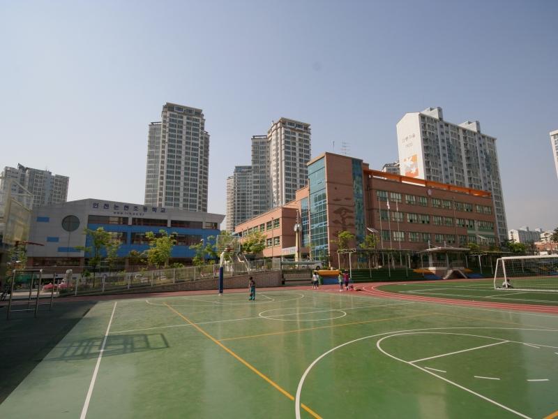 논현초교