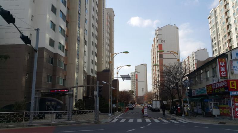 오정생활휴먼시아1단지 아파트 정문이에요