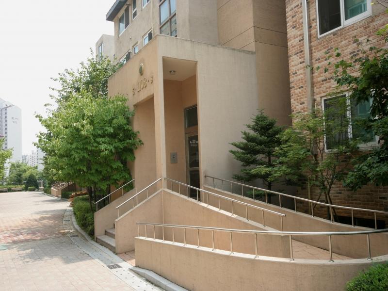 동입구