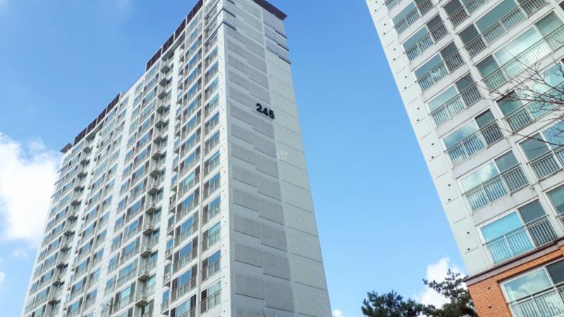 동탄시범한빛마을금호어울림 아파트예요