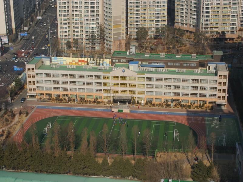 석천초교