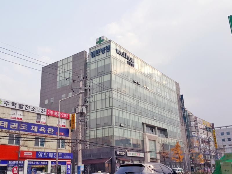 단지 주변에 웰튼병원과 미즈메디병원이 위치하고 있어 응급상황시 신속하게 이용 가능합니다