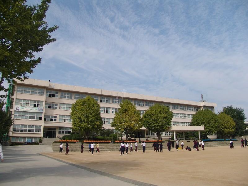 화곡중학교