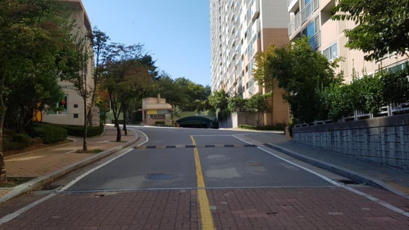 평내마을주공아파트의 단지 내 도로입니다