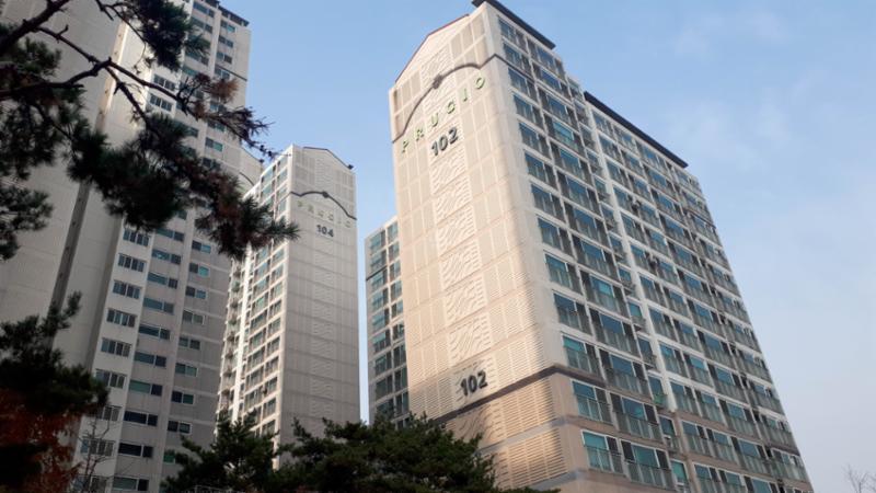 광명푸르지오아파트 전경이에요
