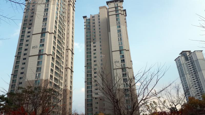 동탄숲속마을모아미래도1단지의 깔끔하고 세련된 전경 사진이에요