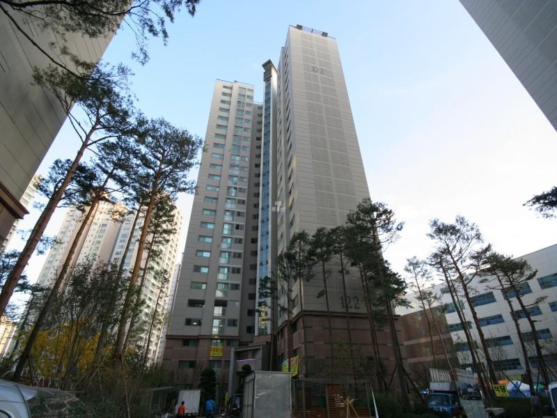 122동