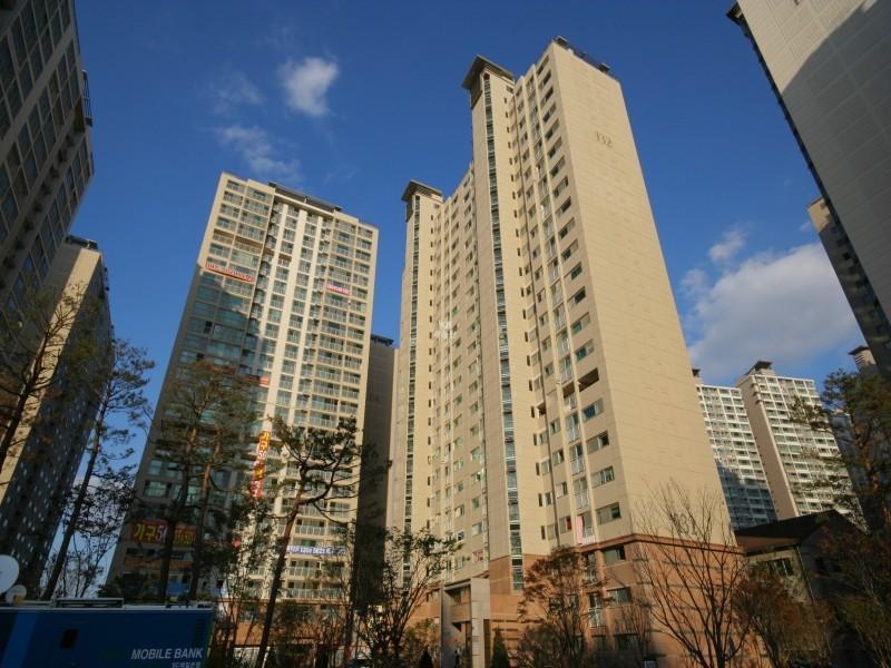 132동