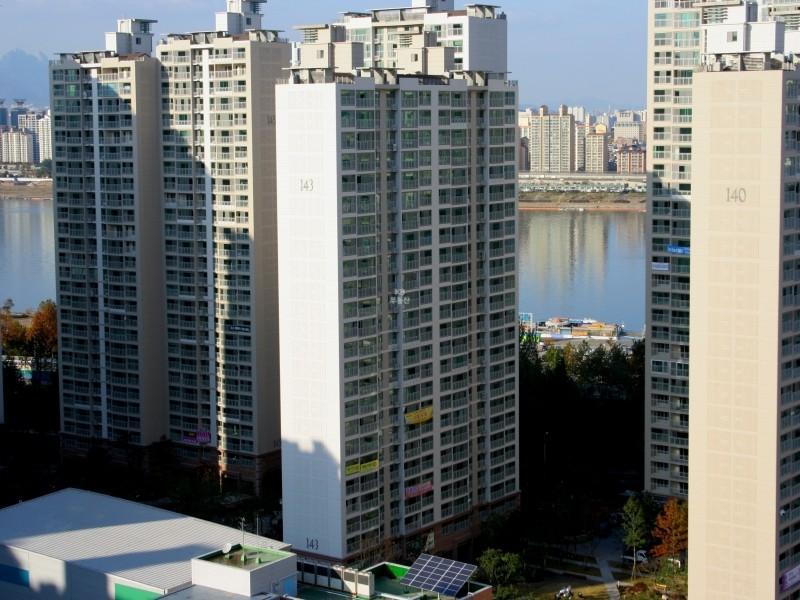143동