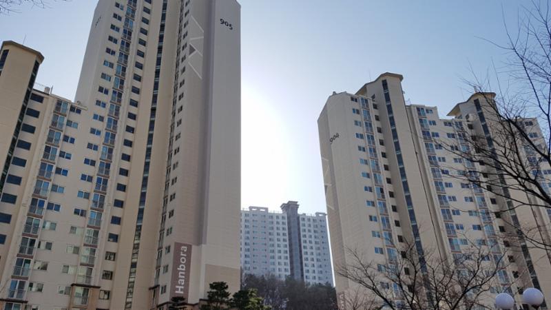 한보라마을9단지휴먼시아 아파트 단지 전경 모습이에요