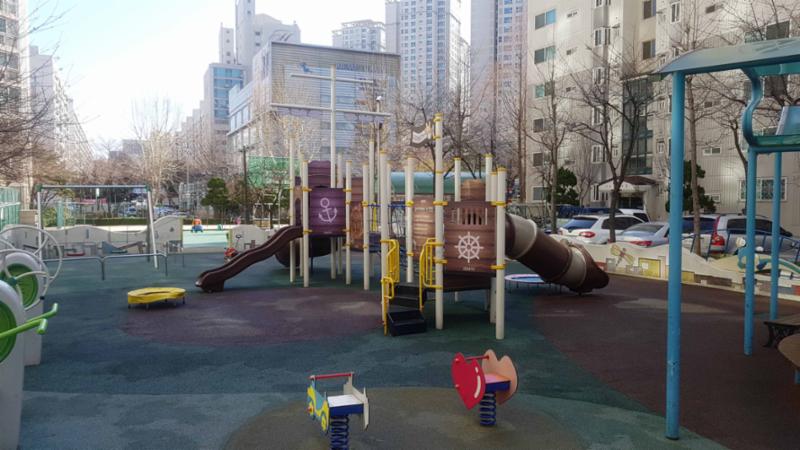 놀이터이구요