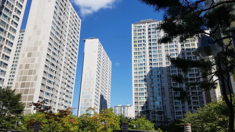 독특하고 개성있는 천천푸르지오 단지 전경이에요