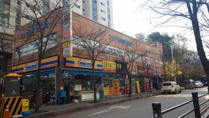 단지 내 상가이에요