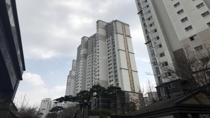 공덕브라운스톤의 단지전경이에요