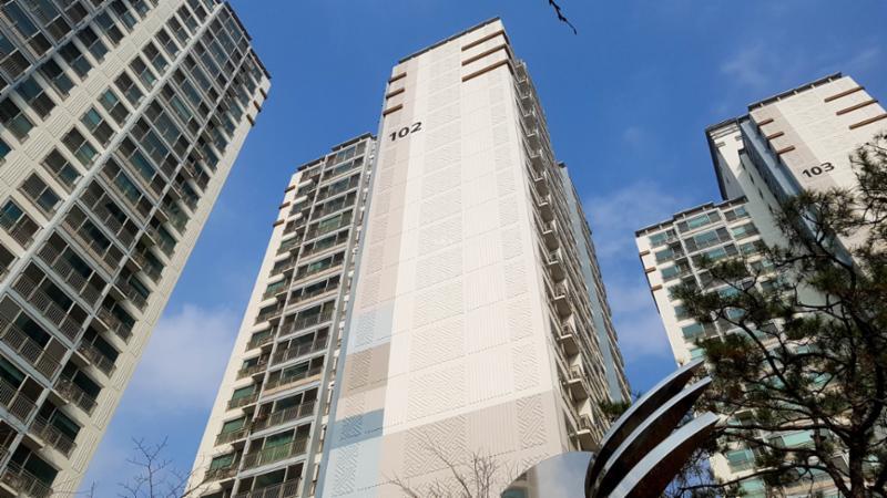 밤섬경남아너스빌의 깔끔하고 세련된 전경 사진이에요