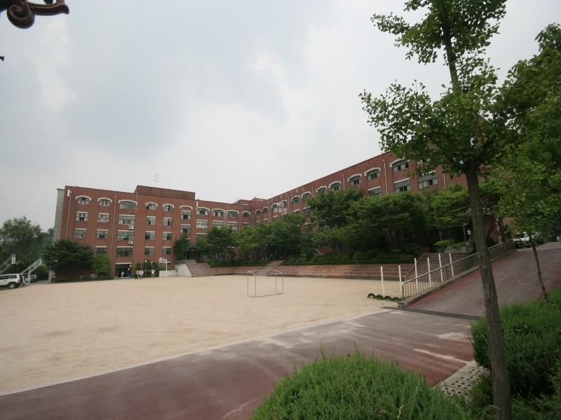 서울로봇고교