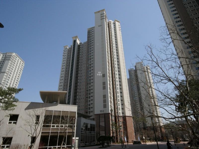 102동