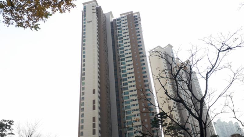 1,248세대, 총 9개 동으로 이루어진 단지에요