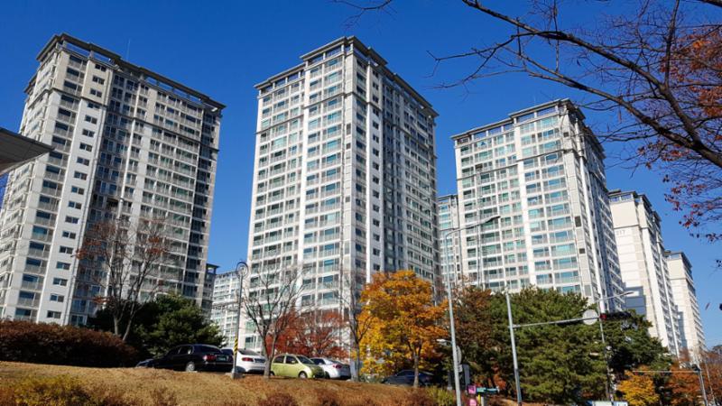 총 2,540세대, 38개 동으로 구성되어 있는 대단지에요