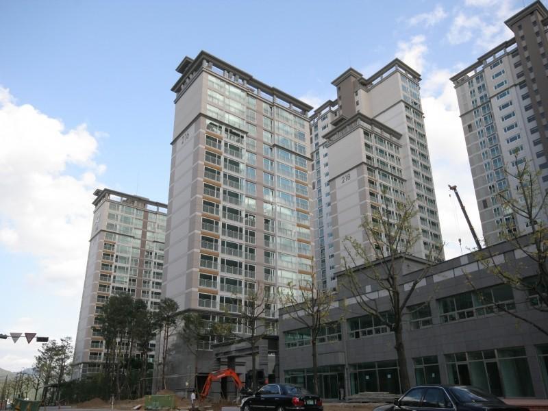 216동
