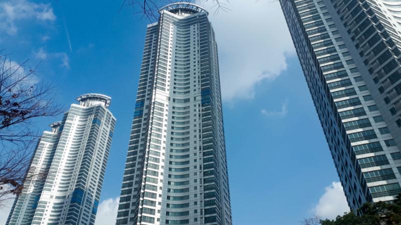 메타폴리스 아파트의 깔끔하고 세련된 전경 사진이에요