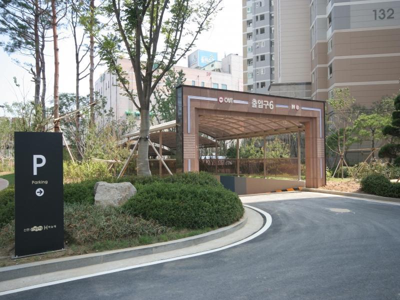 지하주차장입구